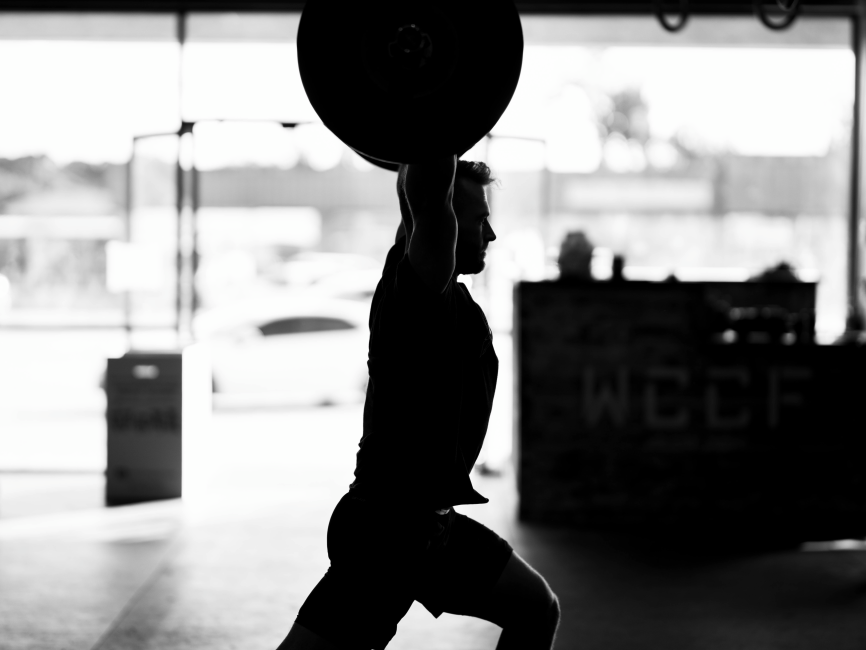 8 πράγματα που κάνουν το CrossFit διαφορετικό από το κλασικό γυμναστήριο