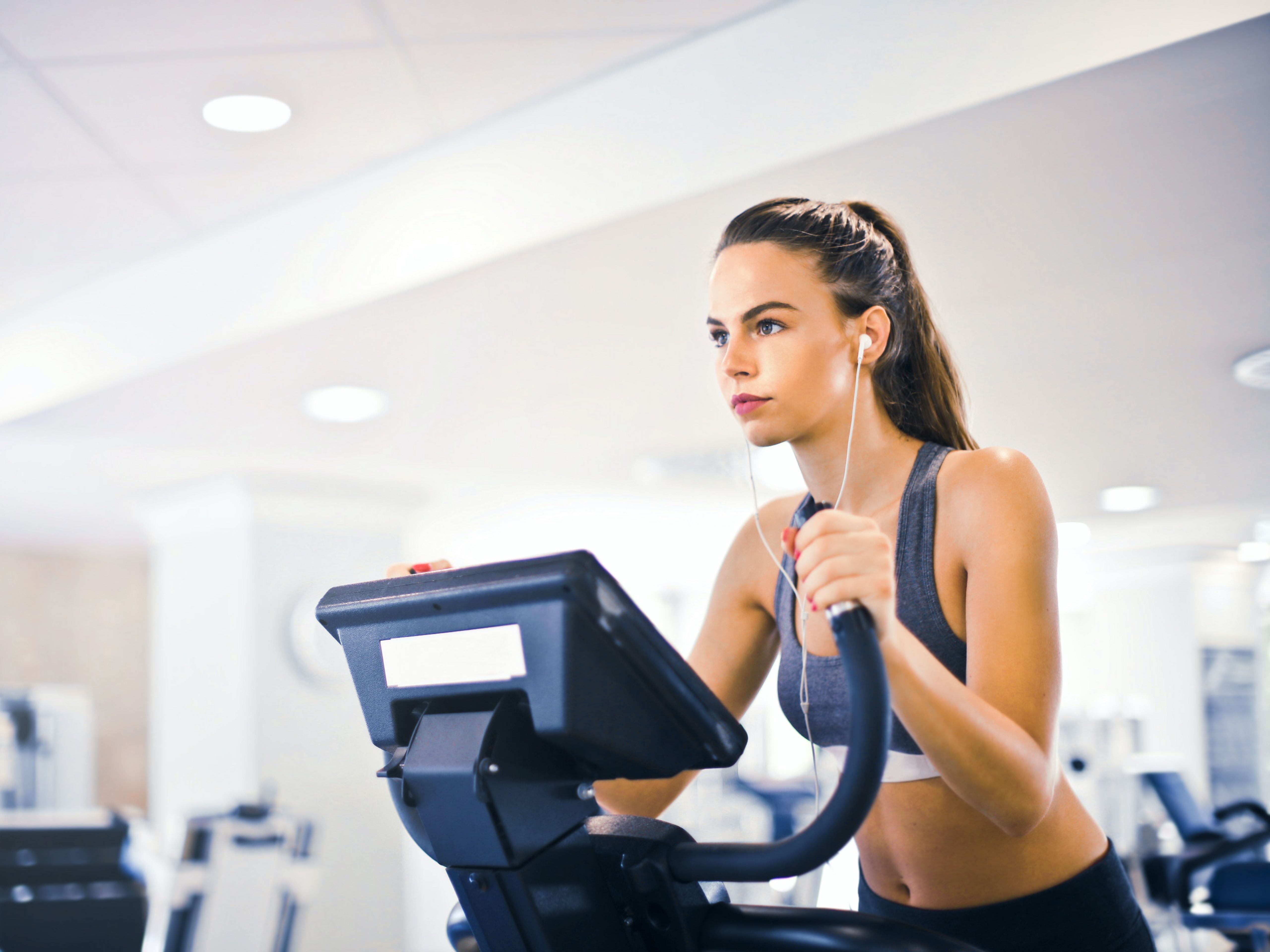Η καρδιοαναπνευστική αντοχή είναι ένα τεράστιο μέρος οποιουδήποτε προγράμματος γυμναστικής - Δες πώς να βελτιώσεις τη δική σου